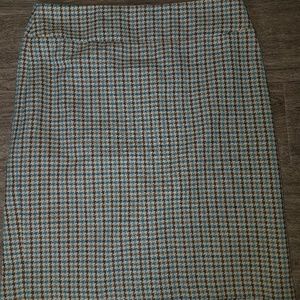 The Limited skirt size 6